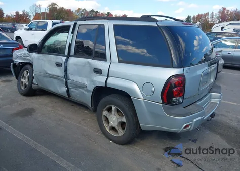 2007 Chevrolet Trailblazer Ls from USA, damaged, VIN 1GNDS13SX72157023